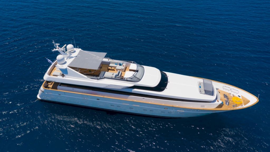 contact-yachts-shooting-star_0003