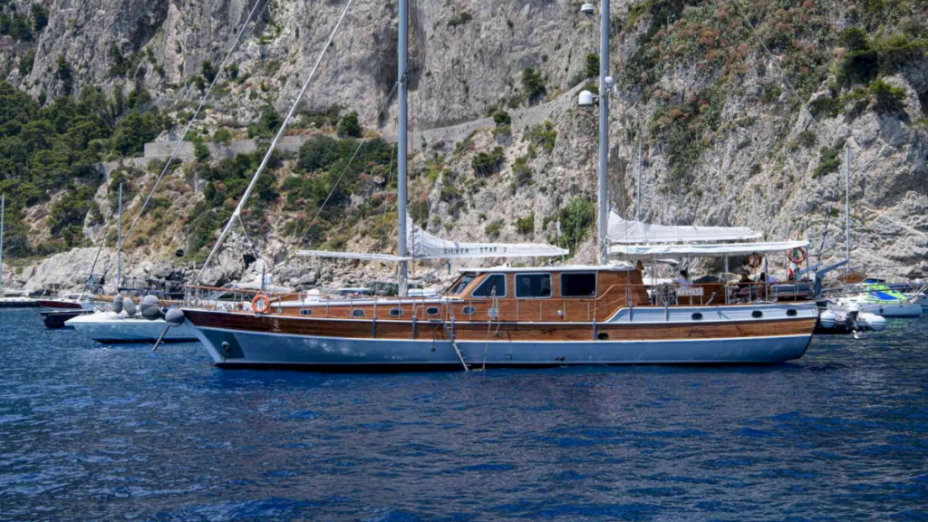 contact-yachts-silver-star-2_0016