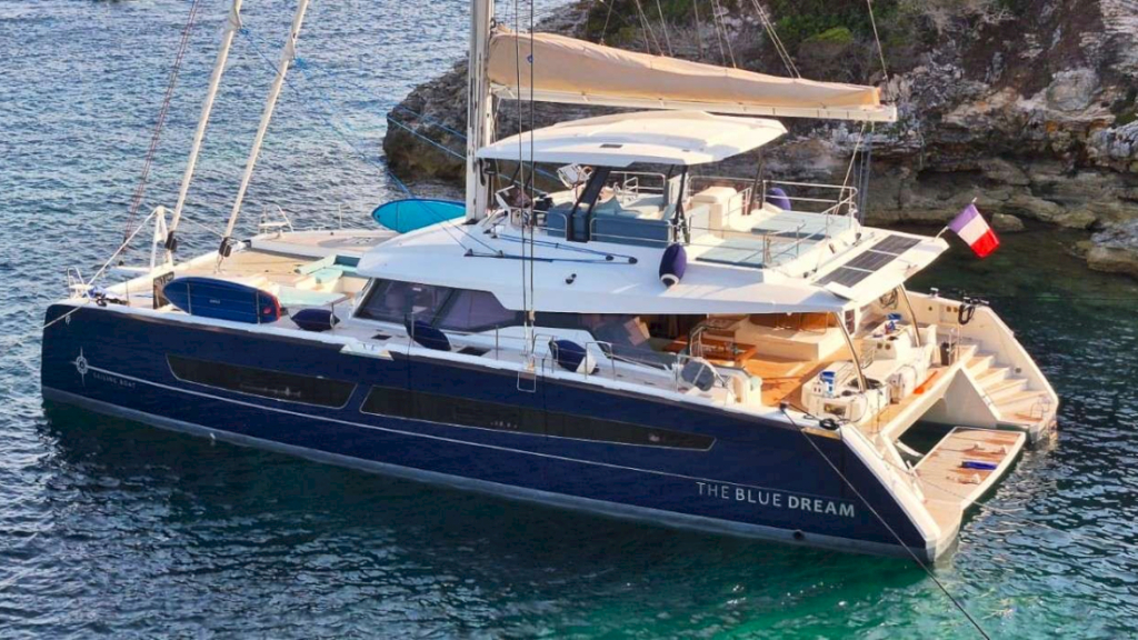 contact-yachts-the-blue-dream_0018