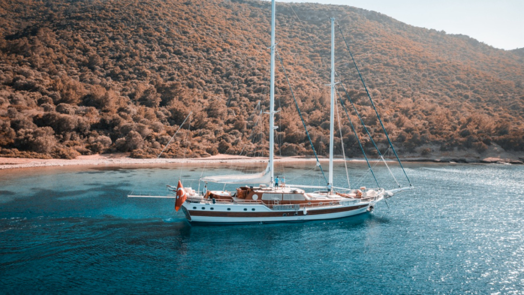 contact-yachts-wicked-felina_0032