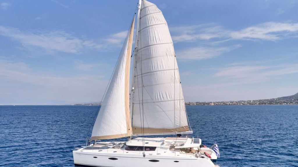 contact-yachts-worlds-end_0009