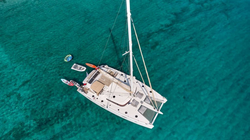 contact-yachts-worlds-end_0018