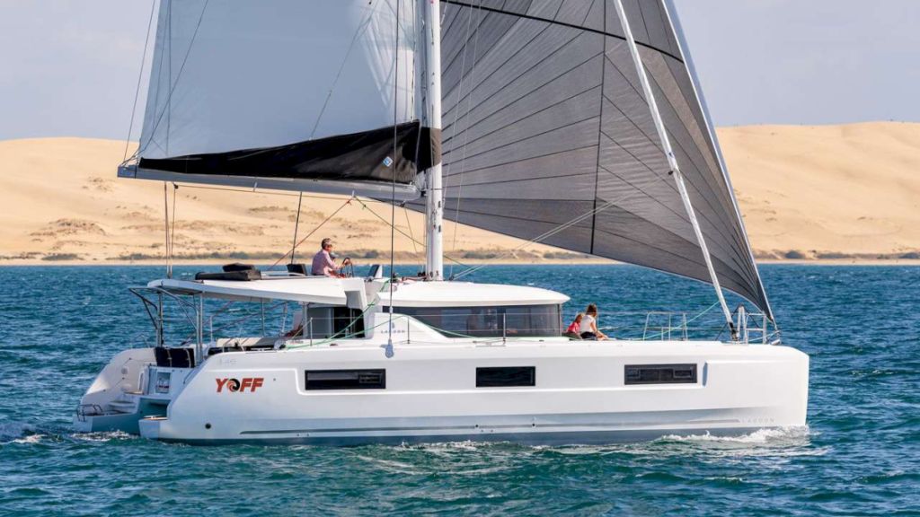 contact-yachts-yoff_0003