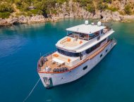 contact-yachts-simay-m_0020