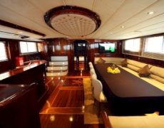 contact-yachts-dear-lila_0006