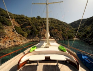 contact-yachts-dear-lila_0015