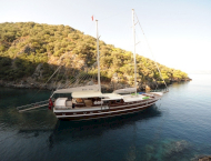 contact-yachts-dear-lila_0020