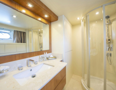 contact-yachts-sanref_0002