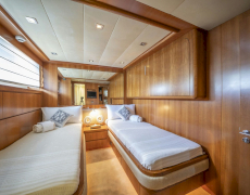 contact-yachts-sanref_0010