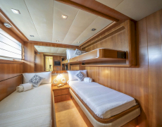 contact-yachts-sanref_0012