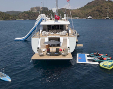 contact-yachts-all-about-u2_0032