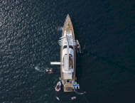 contact-yachts-all-about-u2_0037