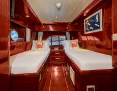 contact-yachts-perla-del-mar-1-2026-08-04-13-24-41