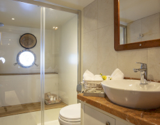 contact-yachts-perdue_0001