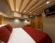 contact-yachts-le-rouge_0001