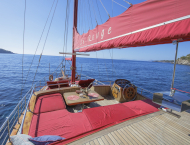 contact-yachts-le-rouge_0012