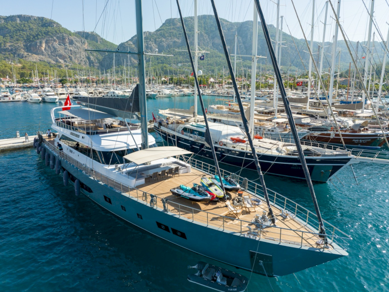 contact-yachts-north-wind_0030