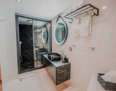 contact-yachts-king-of-the-sea_0004