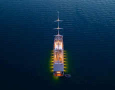 contact-yachts-king-of-the-sea_0027