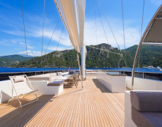 contact-yachts-king-of-the-sea_0042