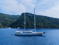 contact-yachts-king-of-the-sea_0045