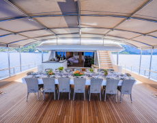 contact-yachts-king-of-the-sea_0049