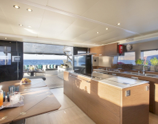 contact-yachts-phantom_0015