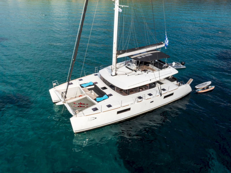 contact-yachts-moya_0012