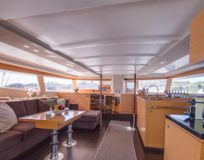 contact-yachts-high-five_0007