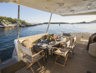 contact-yachts-medusa_0017