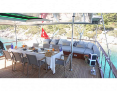 contact-yachts-motto_0012