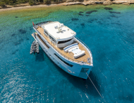 contact-yachts-calm-down_0024