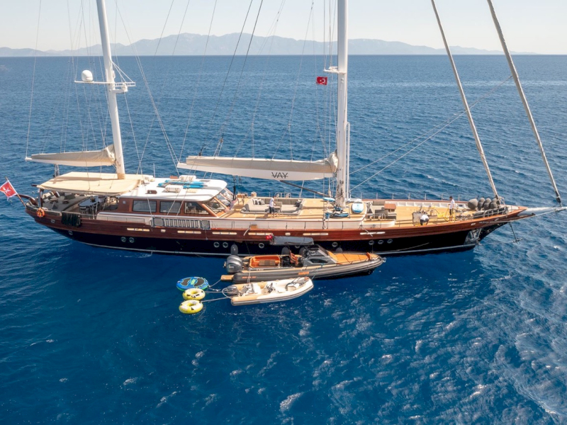 contact-yachts-vay_0027