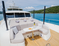 contact-yachts-dream_0045