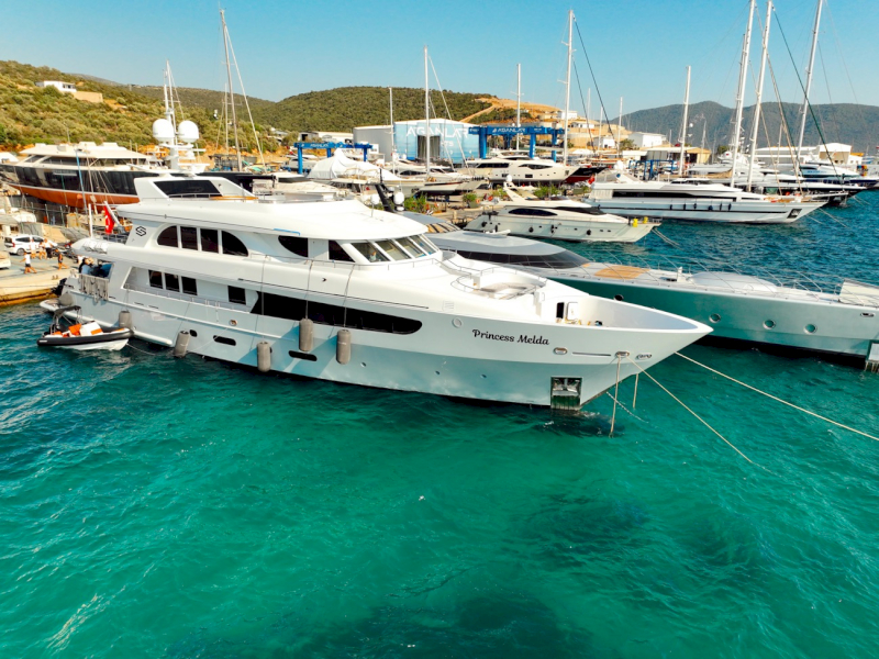 contact-yachts-princess-melda_0025
