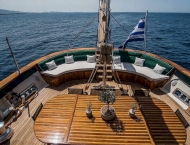 contact-yachts-arktos_0004