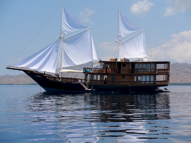 contact-yachts-oracle_0038