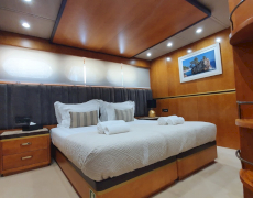 contact-yachts-life-is-good_0006