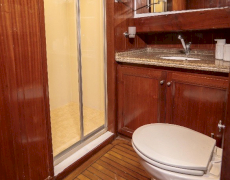 contact-yachts-yuksel-deniz_0001