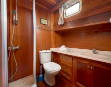 contact-yachts-sole_0007