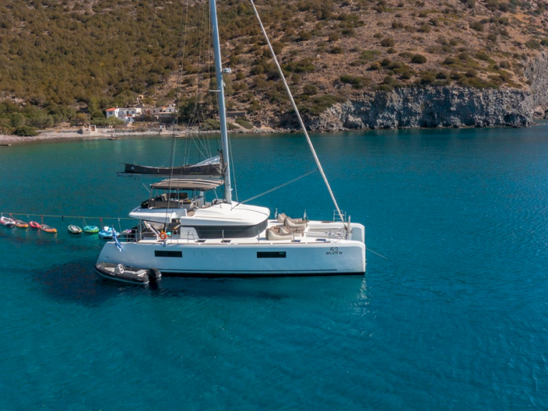 contact-yachts-elvira-52_0010