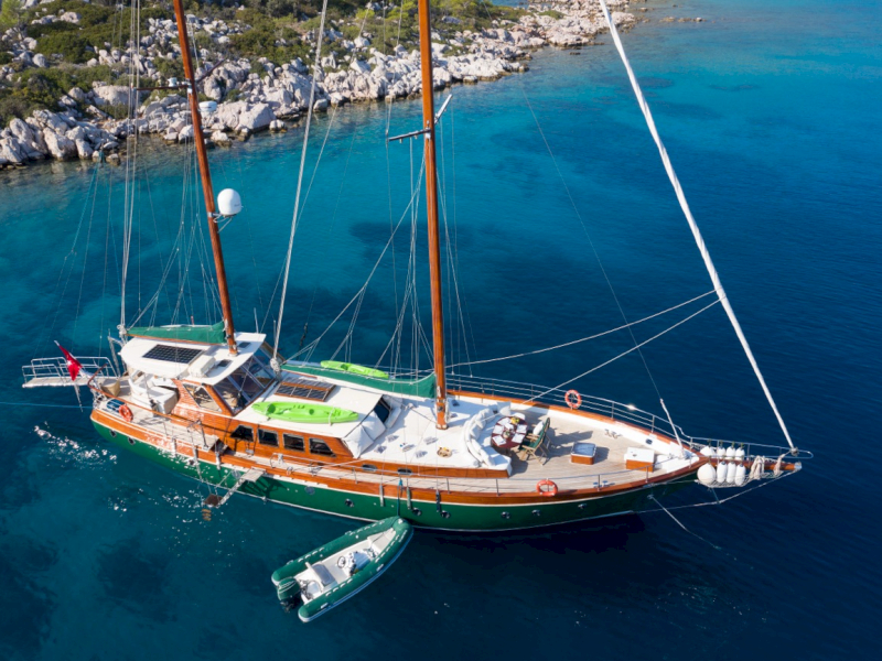 contact-yachts-lady-freya_0005