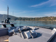 contact-yachts-haze_0003