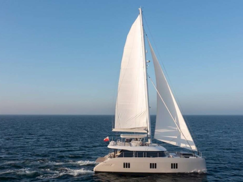 contact-yachts-spice-of-life_0001