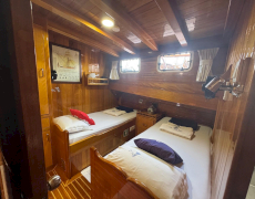 contact-yachts-ya-selam_0003