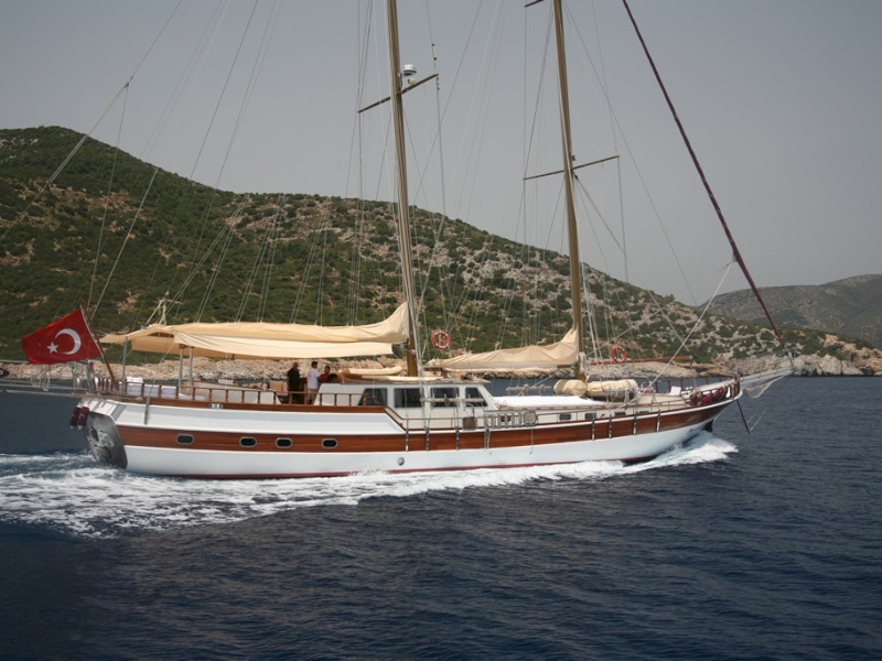 contact-yachts-kaya-guneri-ii_0007