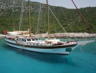 contact-yachts-kaya-guneri-ii_0008