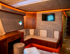 contact-yachts-oggusto-2026-08-26-14-27-27
