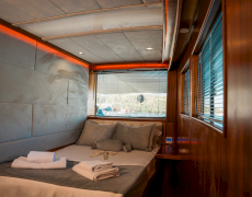 contact-yachts-oggusto_0002