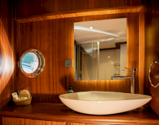 contact-yachts-oggusto_0007